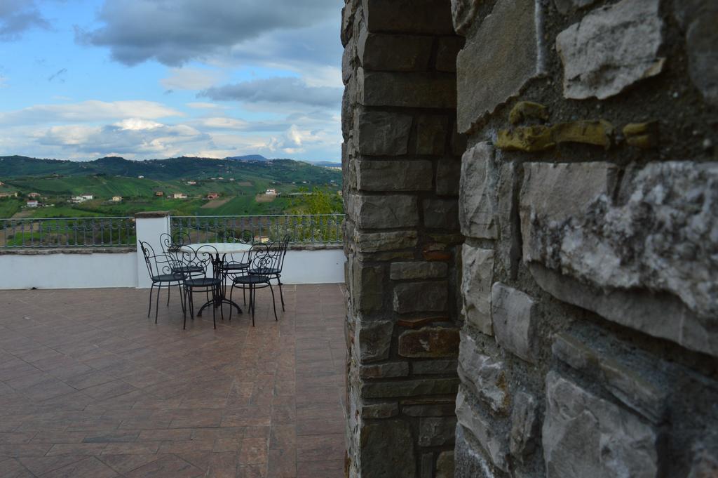 Villa Tre Colli Agri B&B Ariano Irpino Eksteriør billede